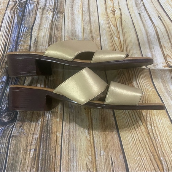 UNISA Tan Leather Slip On Heel Sandals Size 8.5 - Picture 3 of 5